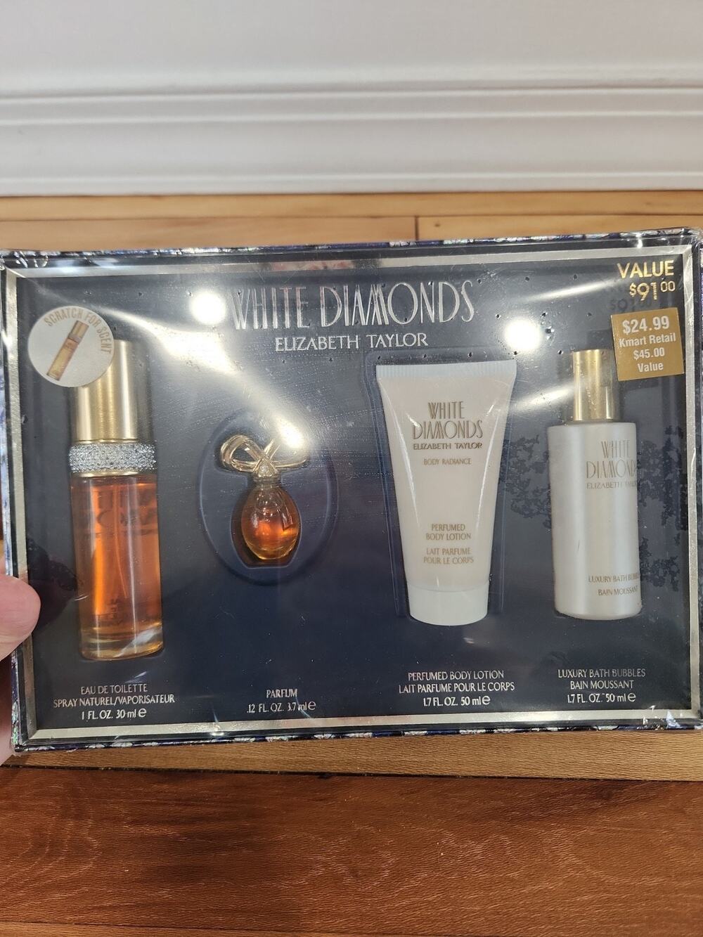 White Diamonds by Elizabeth Taylor Fragrance for Women 4 Piece Gift Set